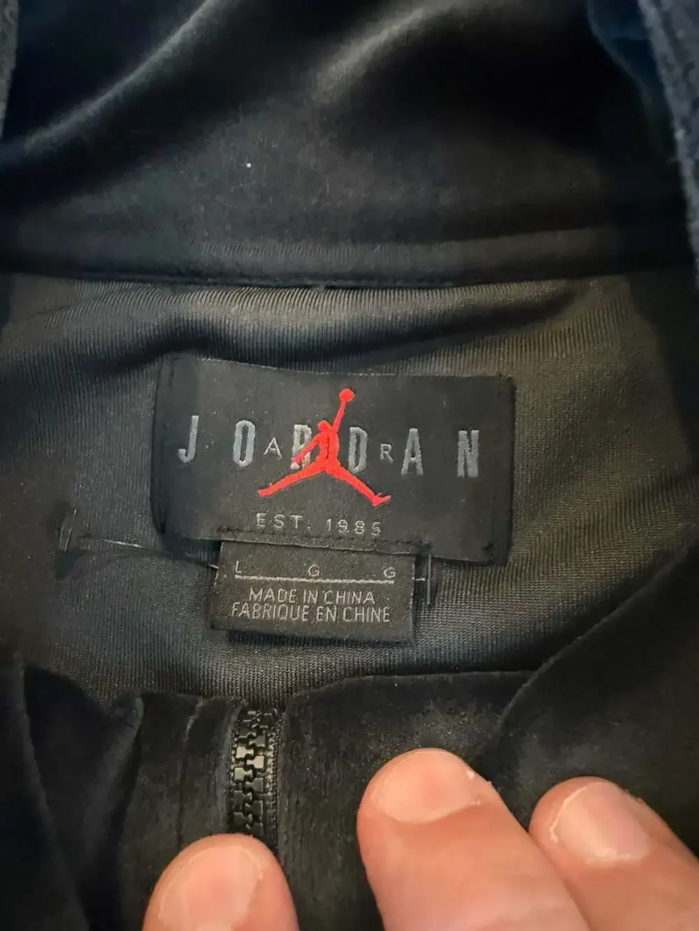 Jordan velour quarter